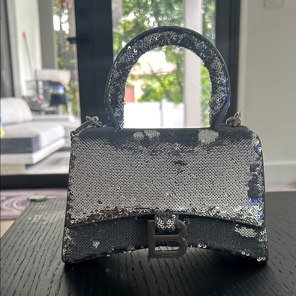 Balenciaga Silver Sequin XS Bag Excellent Condition - Picture 7 of 15
